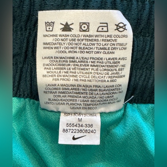 Nike Dri Fit Running Short for women’s sz Medium - Picture 5 of 9